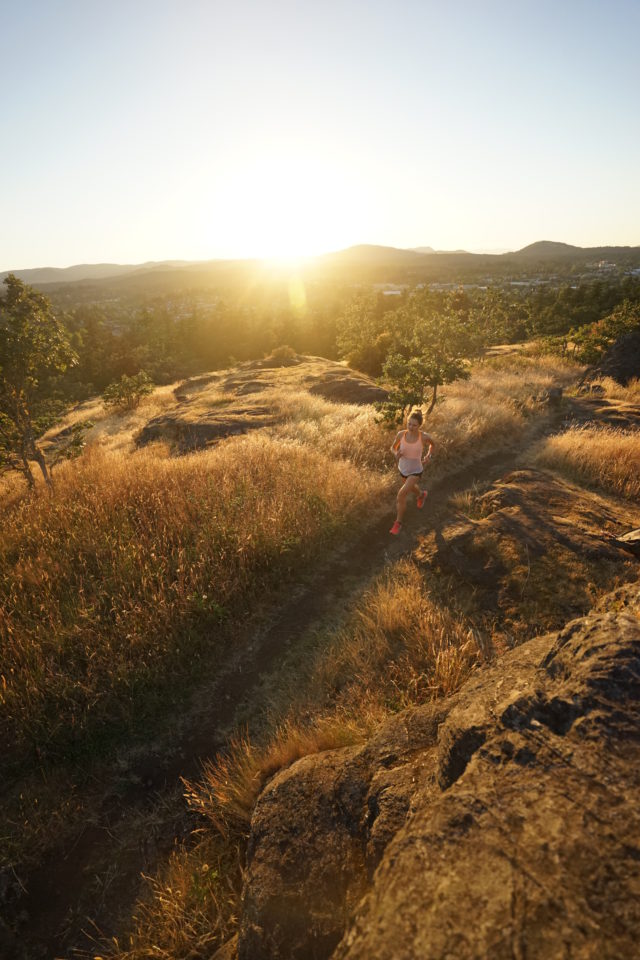 lauren babineau running on trail